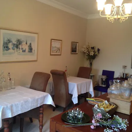 Ballinaloob House *